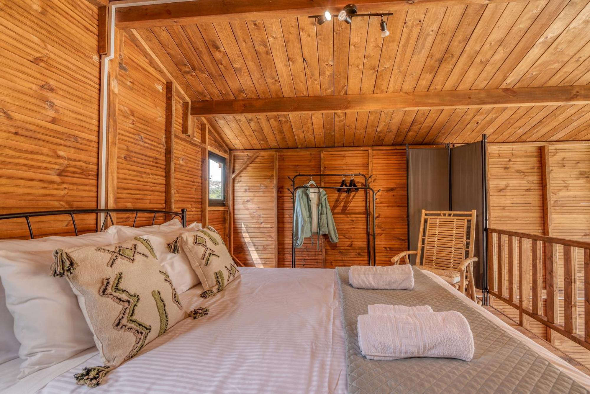 Wooden House Apartments Kalathenai 외부 사진